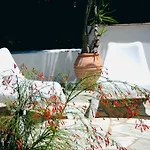 Anna Apartment *
